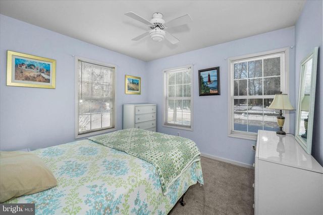 33873 N HERON DR, Lewes, DE 19958