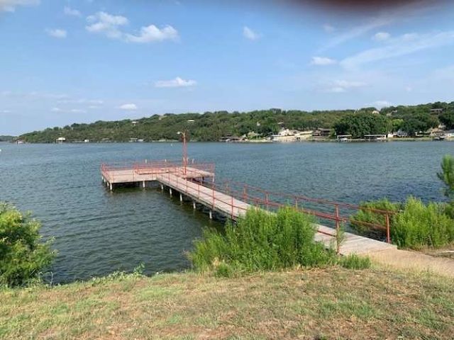 1011 Pawnee Trail, Granbury, TX 76048