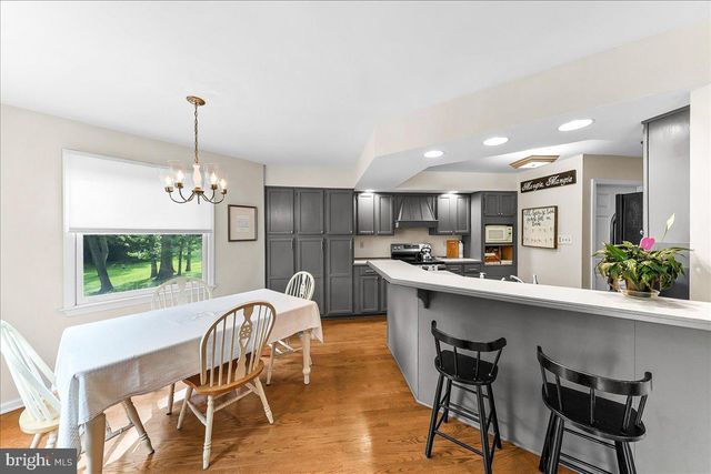 12 PEACH TREE LN, Downingtown, PA 19335