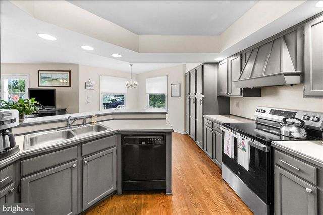 12 PEACH TREE LN, Downingtown, PA 19335