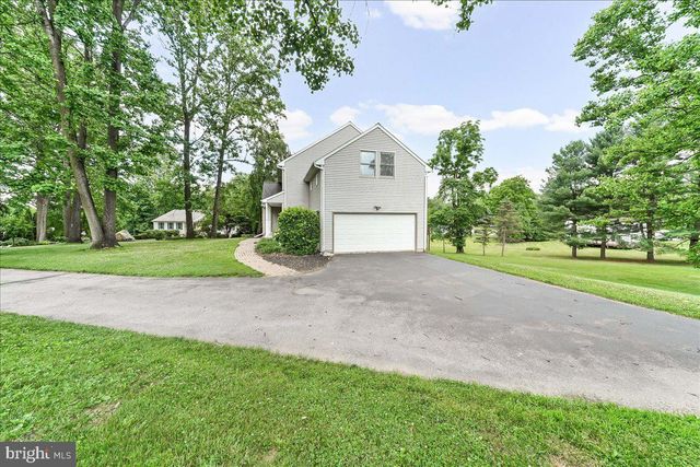 12 PEACH TREE LN, Downingtown, PA 19335