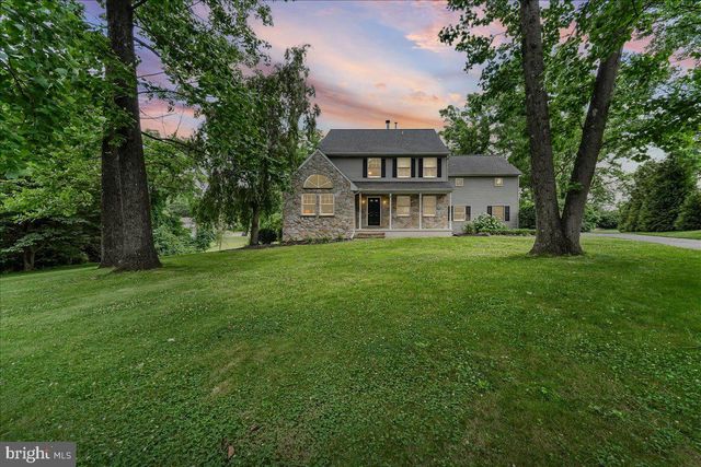 12 PEACH TREE LN, Downingtown, PA 19335