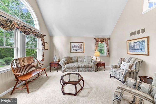 12 PEACH TREE LN, Downingtown, PA 19335