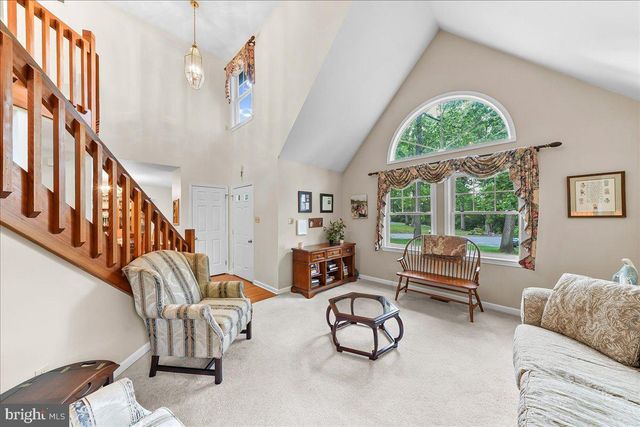 12 PEACH TREE LN, Downingtown, PA 19335