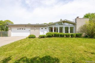 27272 Hopkins Street, Inkster, MI 48141