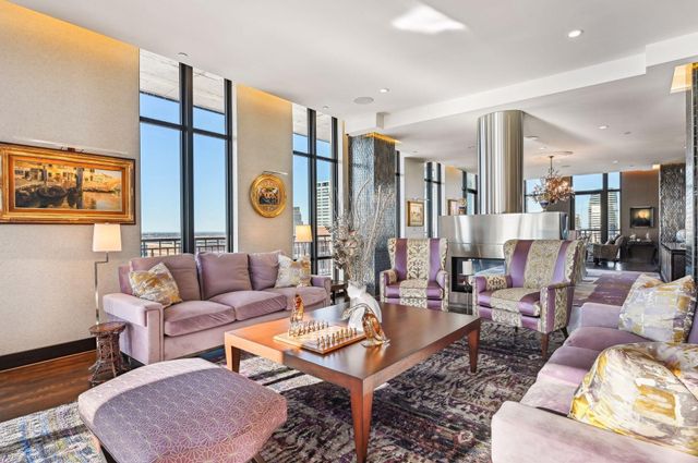 201 S 11th Street 2500, Minneapolis, MN 55403