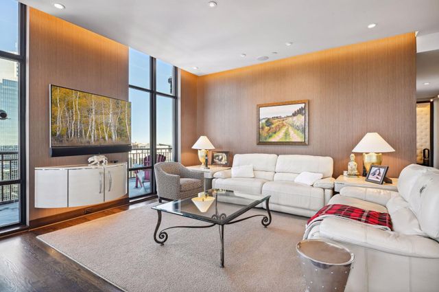 201 S 11th Street 2500, Minneapolis, MN 55403