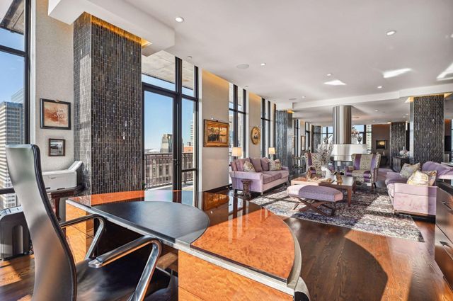 201 S 11th Street 2500, Minneapolis, MN 55403