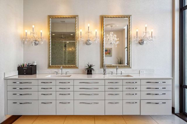 201 S 11th Street 2500, Minneapolis, MN 55403