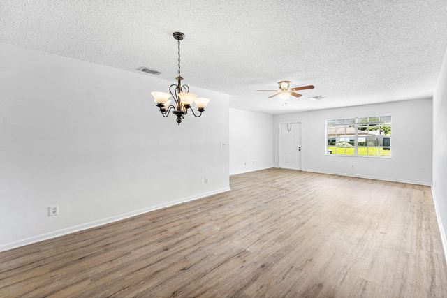 149 Arrowhead Circle, Jupiter, FL 33458