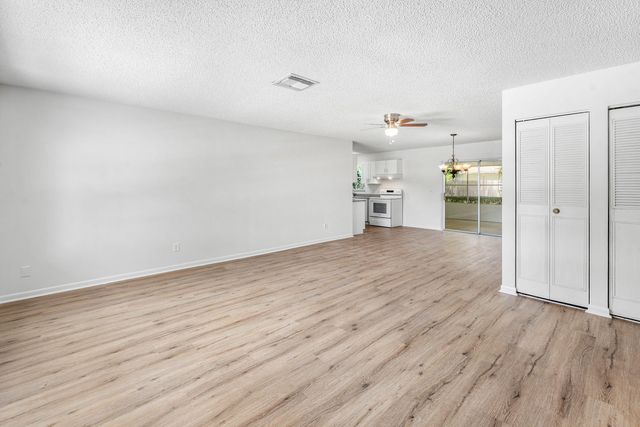 149 Arrowhead Circle, Jupiter, FL 33458