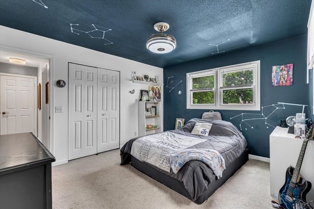 1215 Calvin Street, Davenport, IA 52804