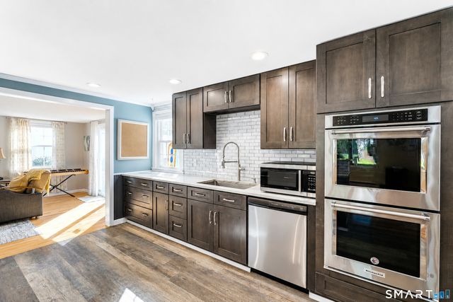 11 Trumbull Drive, Wallingford, CT 06492