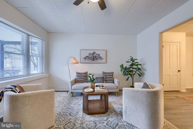 244 S 5TH ST, Columbia, PA 17512