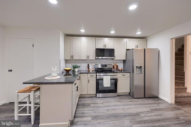 244 S 5TH ST, Columbia, PA 17512