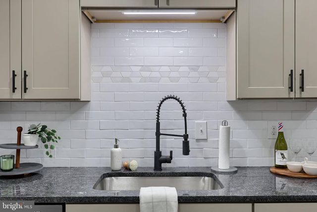 244 S 5TH ST, Columbia, PA 17512