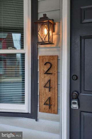 244 S 5TH ST, Columbia, PA 17512