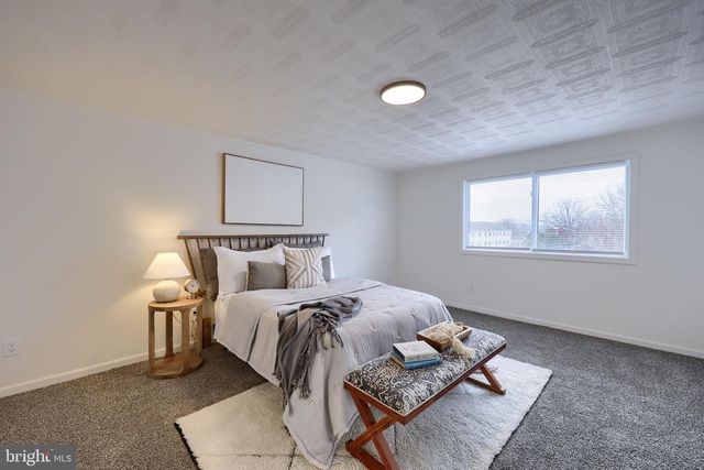 244 S 5TH ST, Columbia, PA 17512