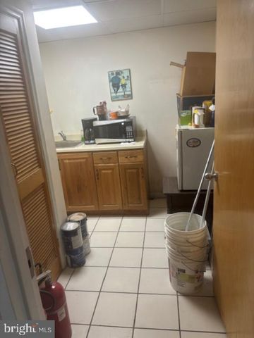 227 MACDADE BLVD, Collingdale, PA 19023