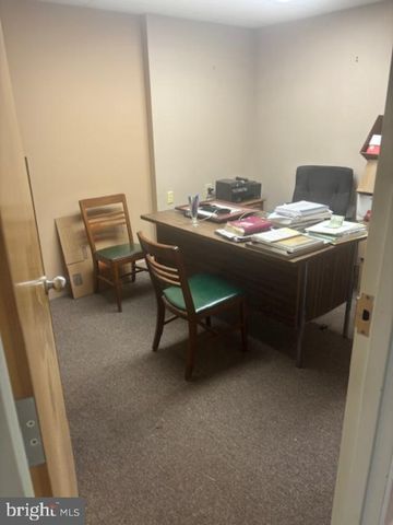 227 MACDADE BLVD, Collingdale, PA 19023