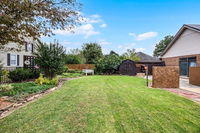 15 Chesapeake Dr, Mc Kenzie, TN 38201