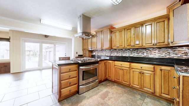 15 Chesapeake Dr, Mc Kenzie, TN 38201