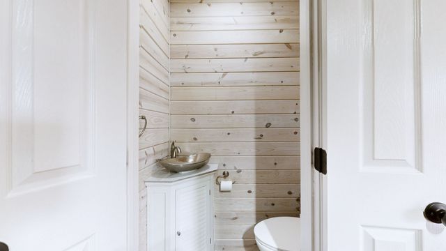 15 Chesapeake Dr, Mc Kenzie, TN 38201