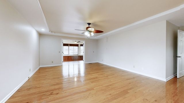 15 Chesapeake Dr, Mc Kenzie, TN 38201