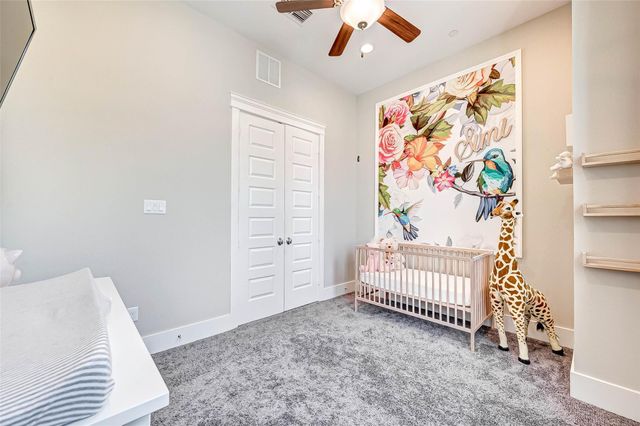 715 Algona Avenue, Houston, TX 77008