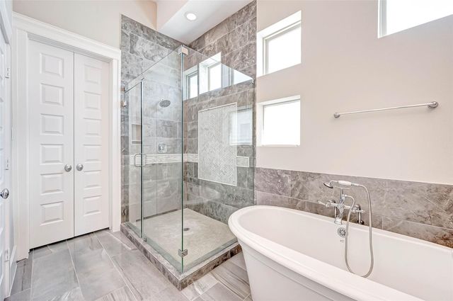 715 Algona Avenue, Houston, TX 77008