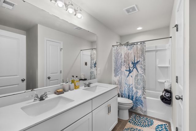 467 Noah Ave., Myrtle Beach, SC 29579
