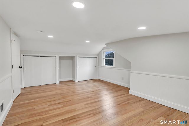 29 Meetinghouse Lane, Milford, CT 06460