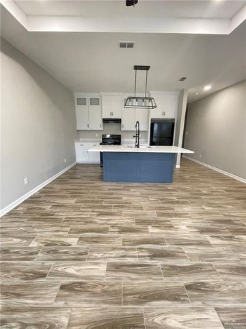 407 W 3rd Street, La Joya, TX 78560