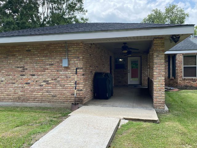 248 Ozia Skyline Drive, Houma, LA 70364