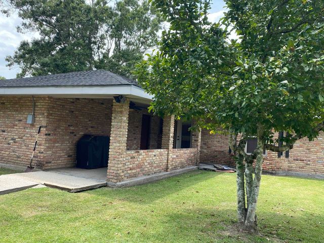 248 Ozia Skyline Drive, Houma, LA 70364