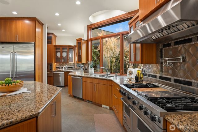 15546 SE 79th Place, Newcastle, WA 98059