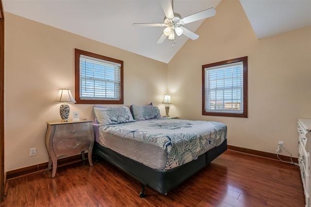 4018 Reeves Drive, Galveston, TX 77554