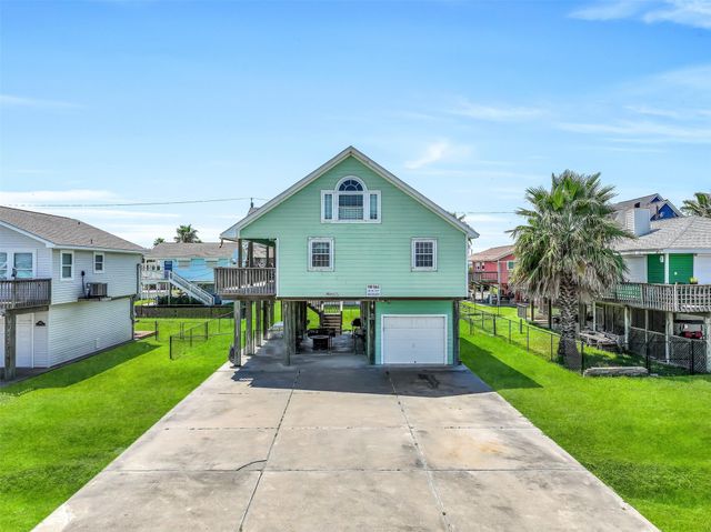 4018 Reeves Drive, Galveston, TX 77554