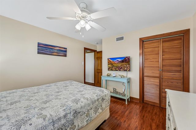 4018 Reeves Drive, Galveston, TX 77554