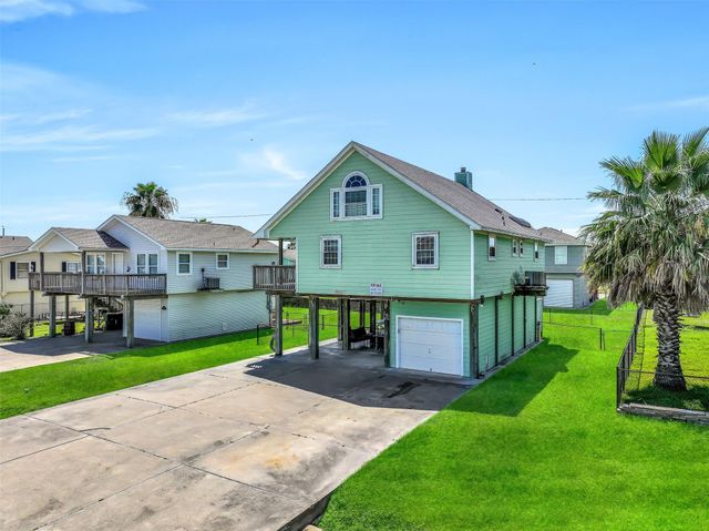 4018 Reeves Drive, Galveston, TX 77554