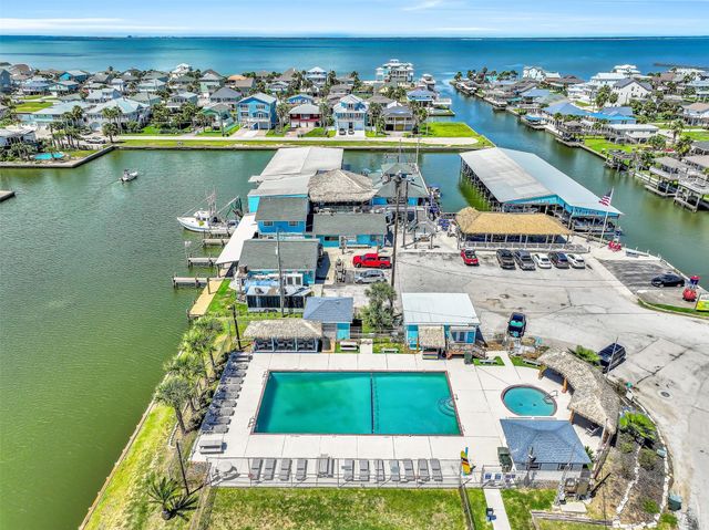 4018 Reeves Drive, Galveston, TX 77554