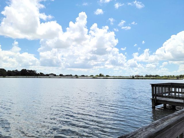 Lot 16 Wrangler Bend, Angleton, TX 77515