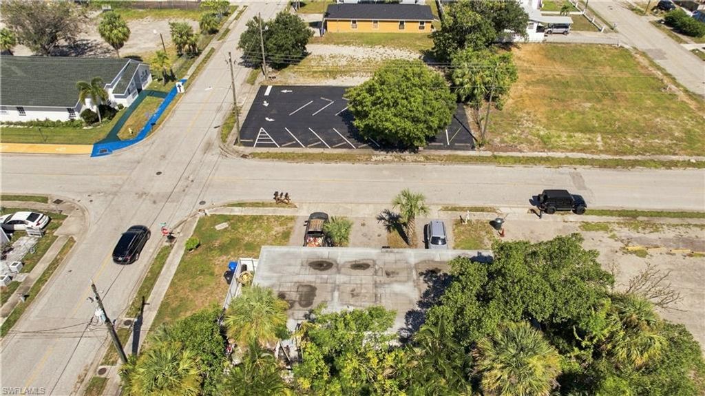 2032-2040 Wright ST, FORT MYERS, FL 33916 — photo 4