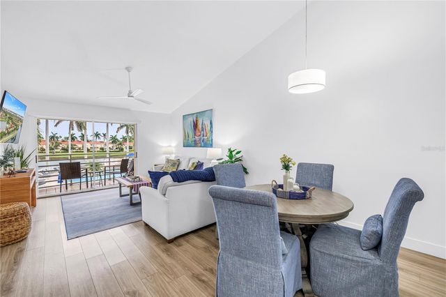 6100 BAHIA DEL MAR CIRCLE 205, St Petersburg, FL 33715