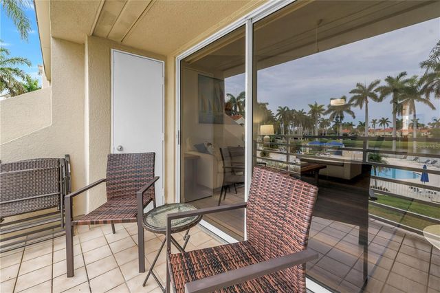 6100 BAHIA DEL MAR CIRCLE 205, St Petersburg, FL 33715