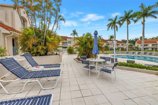 6100 BAHIA DEL MAR CIRCLE 205, St Petersburg, FL 33715