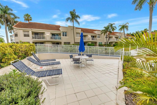 6100 BAHIA DEL MAR CIRCLE 205, St Petersburg, FL 33715
