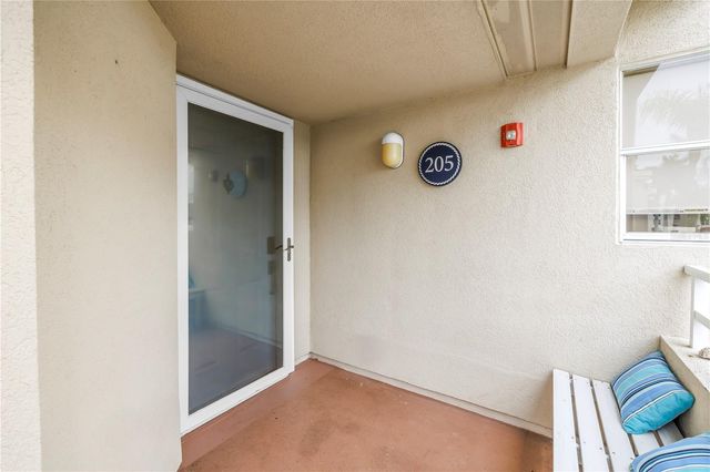 6100 BAHIA DEL MAR CIRCLE 205, St Petersburg, FL 33715