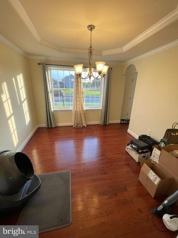 1732 FOUNTAIN ROCK DR, Dover, PA 17315