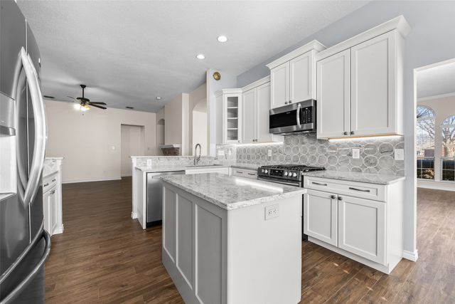 8109 Waimea Street, Frisco, TX 75035